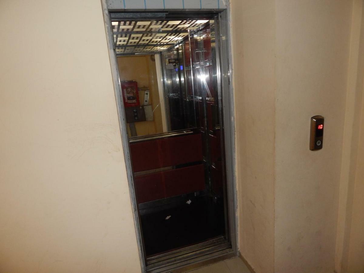 Apartment First Line From Sea Batumi Bagian luar foto
