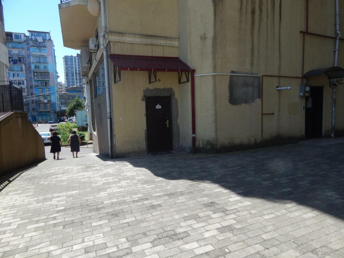 Apartment First Line From Sea Batumi Bagian luar foto